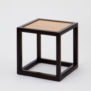 Pure ball classic square bamboo stool black