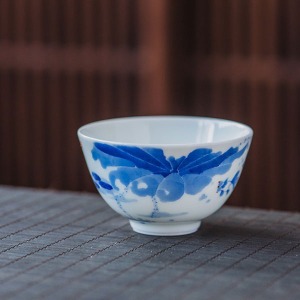 Gyeongdeokjin Cheonghwa Harup Lotus Leaf Owner Tea Cup - Large