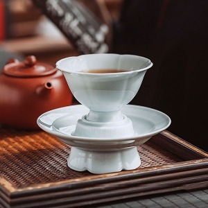 Gyeongdeokjin Sculpture Tea Cup Set