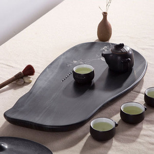 a stone tea board with the scent of Jo-eo